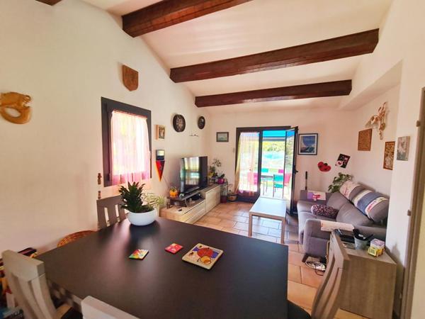 VILLA T4 AVEC PISCINE