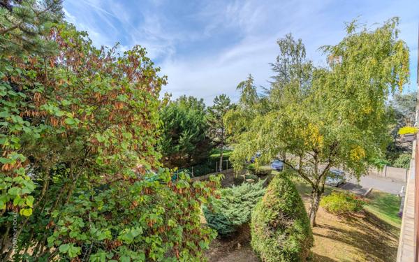 Appartement à vendre    3 pièces • 73,80 m2 Noisy-le-Grand