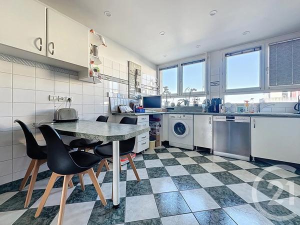 Appartement F4 à vendre  4 pièces - 92,49 m 2   VERSAILLES  - 78