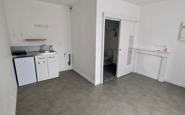 Appartement à louer    1 pièce • 17 m2 Poitiers