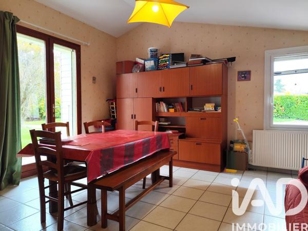 Maison à vendre 10 pièces 160 m² Clessé