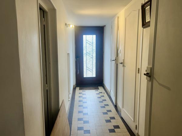 Maison
         3 pièces
        - 70 m² 121 000 €*