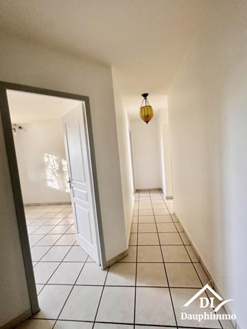 Villa 4 chambres double garage