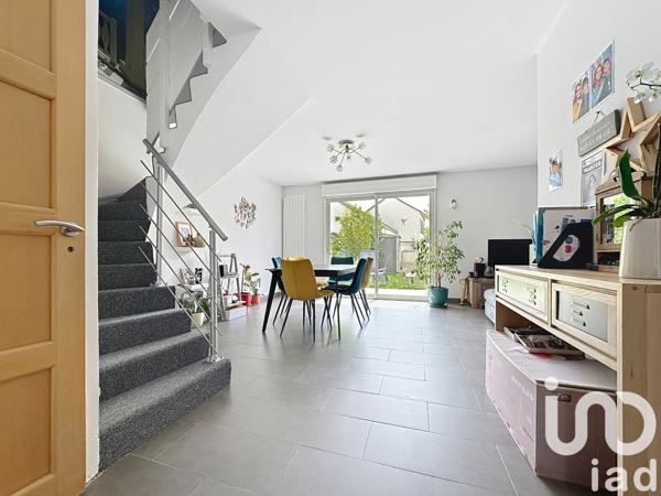 Maison à vendre 5 pièces 97 m² Rambouillet