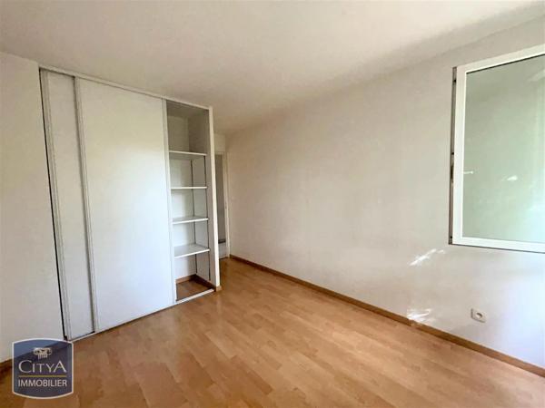 Appartement à louer 3 pièces 68.65m² Montauban (82000)