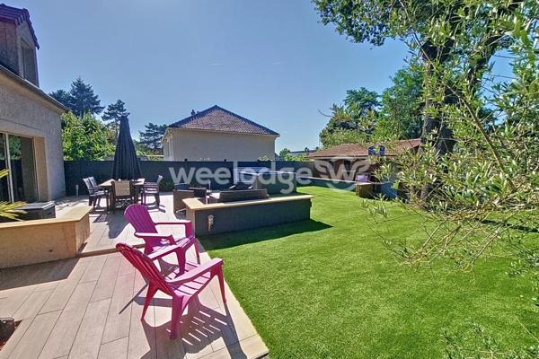 Maison à vendre 6 pièces de 166 m² à Éragny