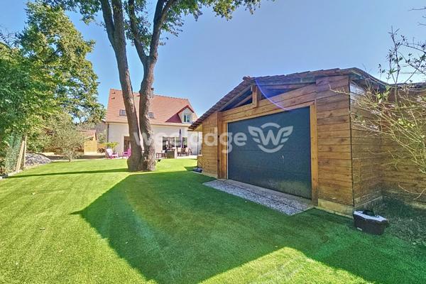 Maison à vendre 6 pièces de 166 m² à Éragny