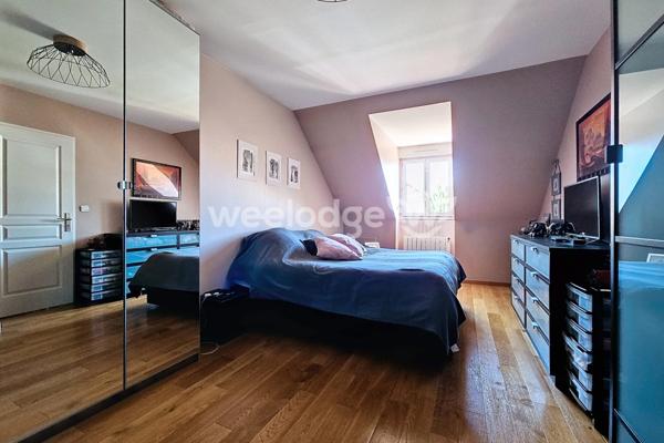 Maison à vendre 6 pièces de 166 m² à Éragny