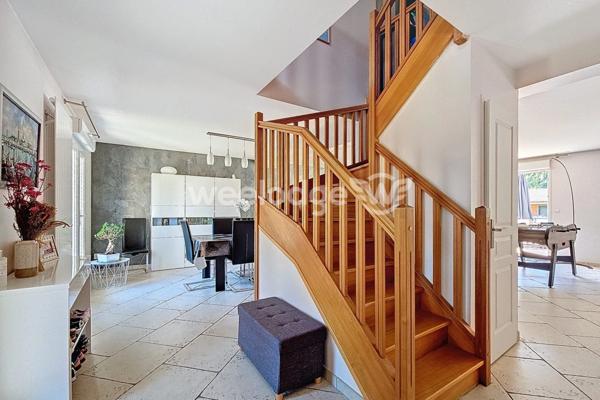 Maison à vendre 6 pièces de 166 m² à Éragny