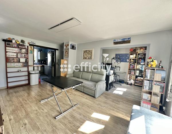 Appartement
         4 pièces
        - 65 m² Exclusivité 270 000 € *