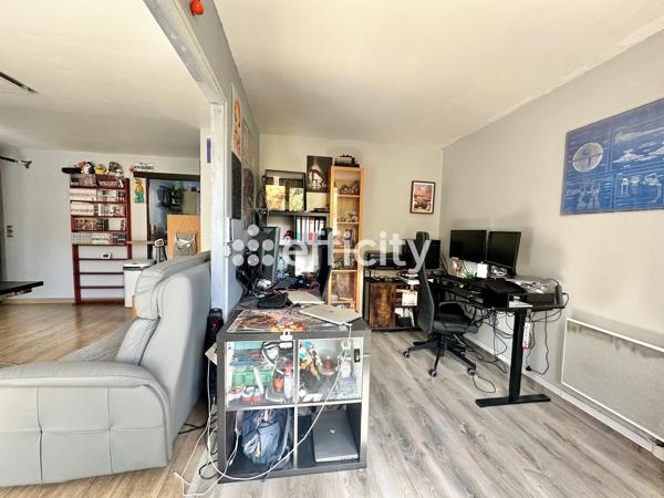 Appartement
         4 pièces
        - 65 m² Exclusivité 270 000 € *
