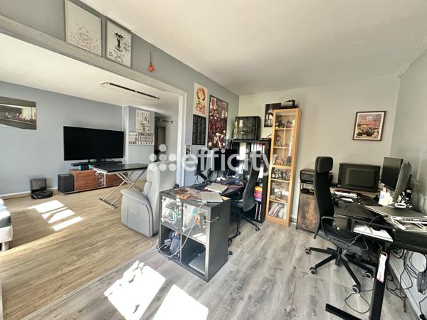 Appartement
         4 pièces
        - 65 m² Exclusivité 270 000 € *