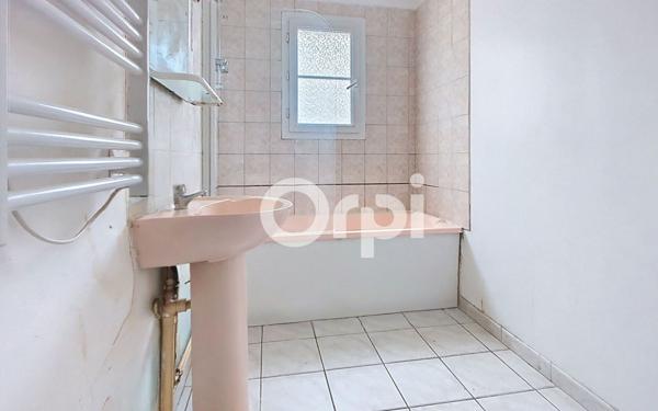 Maison à vendre    4 pièces •  Pont-Sainte-Maxence