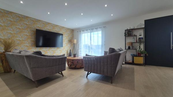 Maison Brie Comte Robert 8 pièce(s) 210 m2