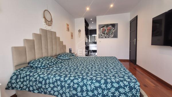 Maison Brie Comte Robert 8 pièce(s) 210 m2