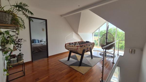 Maison Brie Comte Robert 8 pièce(s) 210 m2