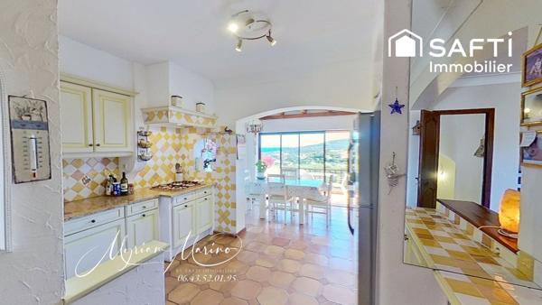 Vue mer - Villa 5 chambres, piscine et terrain de 1200m - Les Issambres