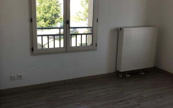 Appartement à louer    3 pièces •  Coulommiers