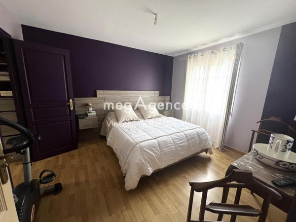 Maison à Pouzauges, 85700 - 7 pièces 163m²