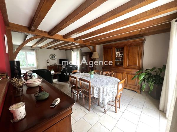 Maison à Pouzauges, 85700 - 7 pièces 163m²