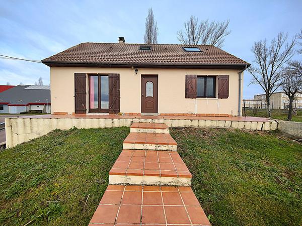 Maison Imphy 4 pièces, 3 chambres, proches commodités, lumineuse, garage, sous-sol