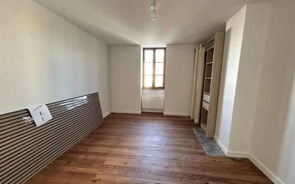 Maison à louer    Bardos