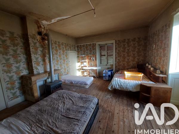 Maison à vendre 9 pièces 297 m² Arinthod