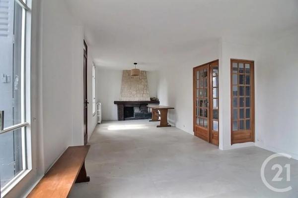 Maison à vendre  4 pièces - 115 m 2   ROSNY SOUS BOIS  - 93