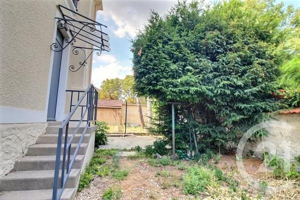 Maison à vendre  4 pièces - 115 m 2   ROSNY SOUS BOIS  - 93