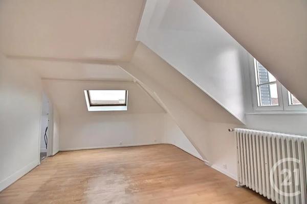 Maison à vendre  4 pièces - 115 m 2   ROSNY SOUS BOIS  - 93