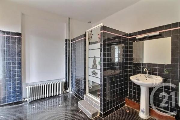 Maison à vendre  4 pièces - 115 m 2   ROSNY SOUS BOIS  - 93