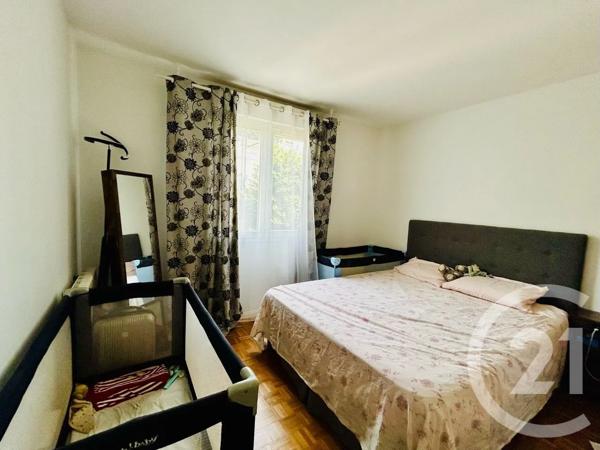 Appartement F3 à vendre  3 pièces - 67,37 m 2   L HAY LES ROSES  - 94