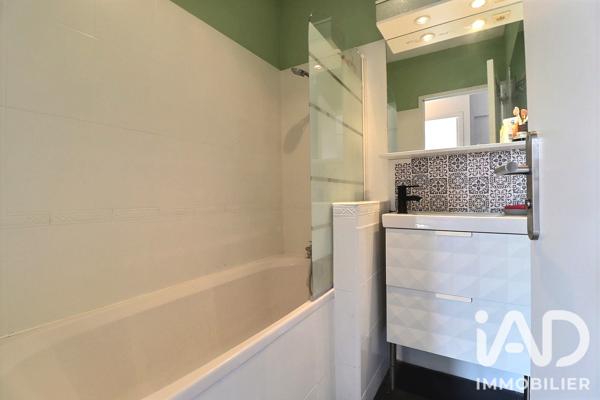 Appartement à vendre 3 pièces 52 m² Roquevaire