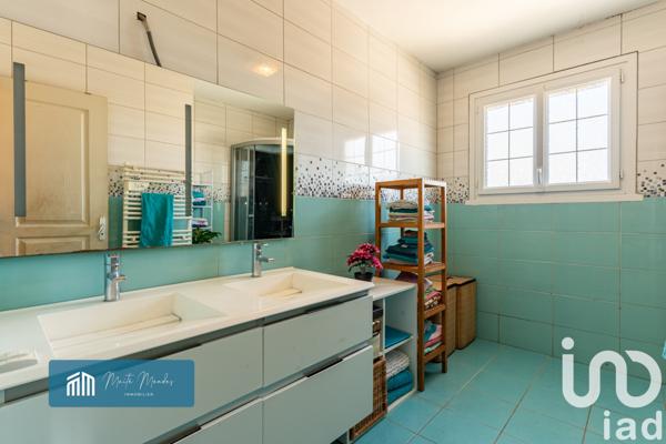 Maison à vendre 7 pièces 205 m² Unias