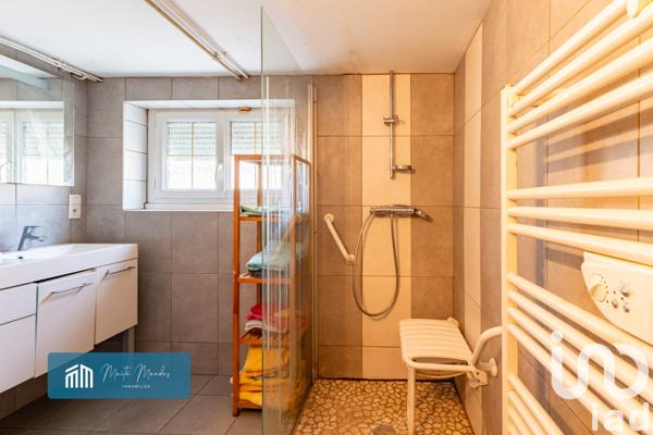 Maison à vendre 7 pièces 205 m² Unias