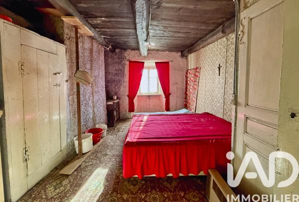 Maison à vendre 4 pièces 270 m² Bains