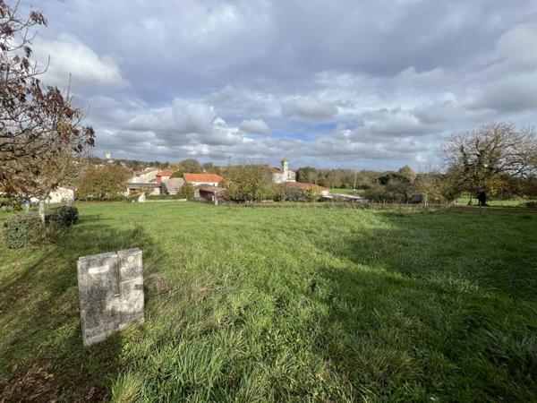 Terrain à vendre |  Baignes-Sainte-Radegonde |  1572 m²