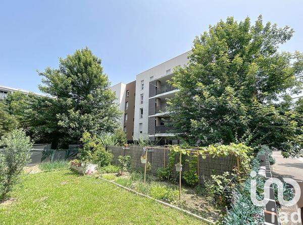 Appartement à vendre 3 pièces 65 m² Vénissieux