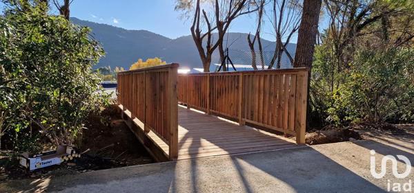 Local d’activité à vendre 200 m² Tourves