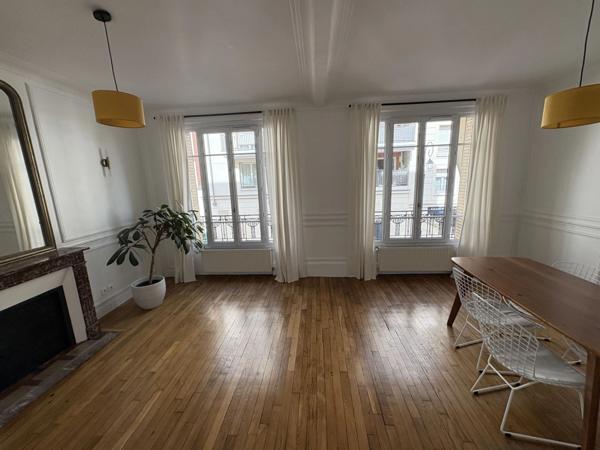 Appartement 4 pièces refait à neuf en centre-ville