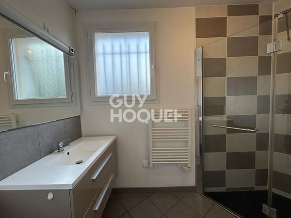 Grand appartement T3 de 80 m2 dans le centre bourg de Lit et Mixe