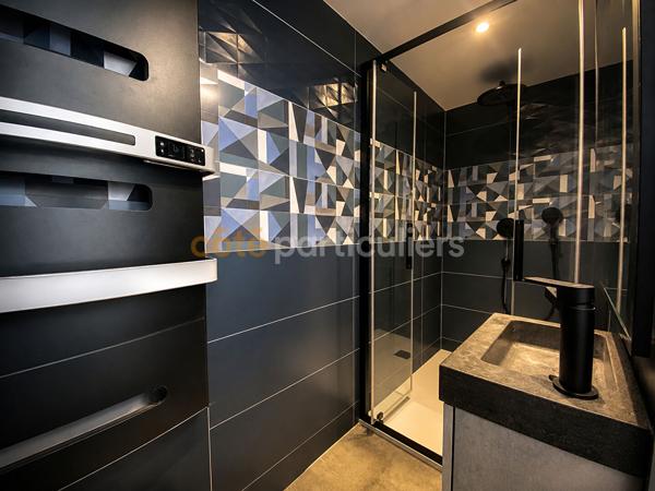 Vente
                Villa361,4 m² - 10 Pièces -
                    SAINT XANDRE (17138)