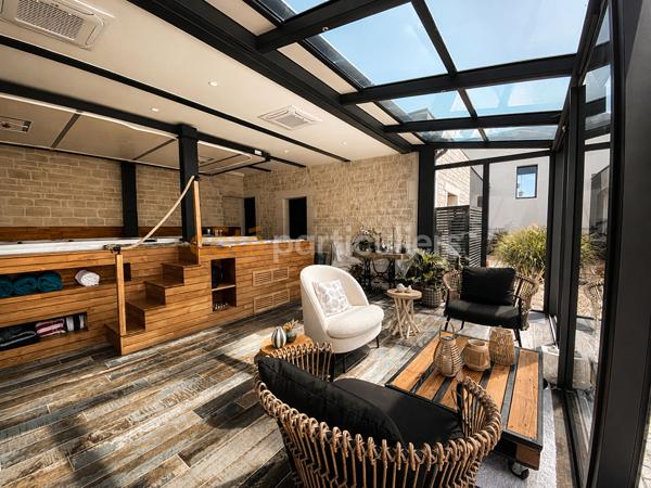 Vente
                Villa361,4 m² - 10 Pièces -
                    SAINT XANDRE (17138)