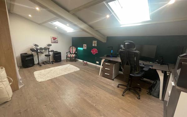 Maison à vendre    6 pièces •  Vedène