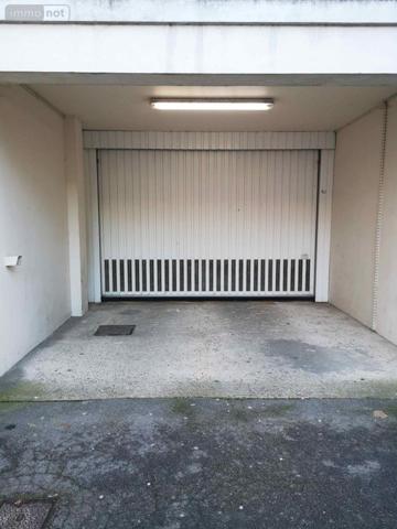 Garage - Parking à vendre à Cambrai dans le Nord (59400), ref : 59084-1820   
Centre-Ville