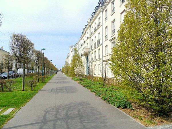 Vente                                                      Appartement
                        
                     3 pièces                      63 m2                     à Serris