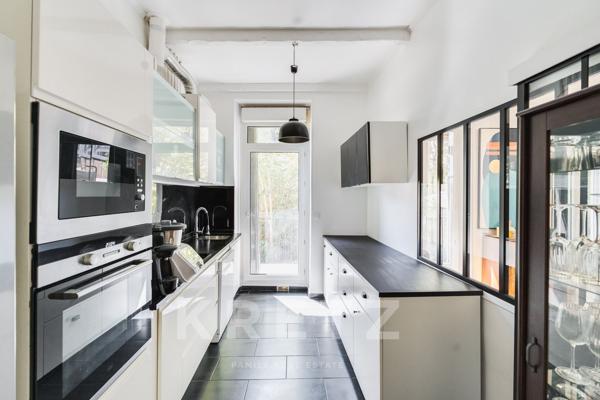 Castellane - élégant appartement de 146m2 bourgeois avec 2 balcons