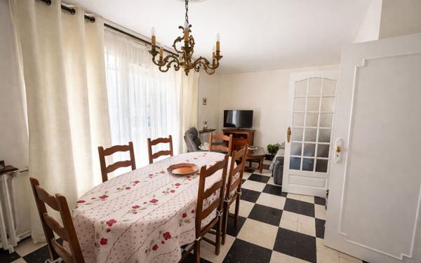 Maison à vendre    5 pièces •  Carcassonne