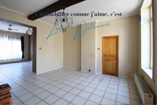 Grande Maison Familiale de 5 chambres avec Jardin et Garage à Raismes, Quartier Vicoigne, 167m2