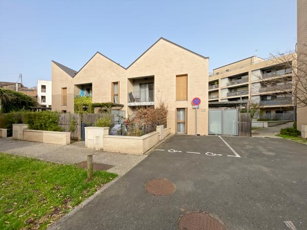 Maison 4 pièces - 87 m² Exclusivité efficity